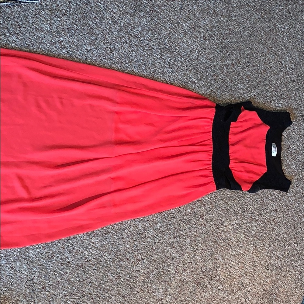 Maxi Dress - Picture 2 of 4